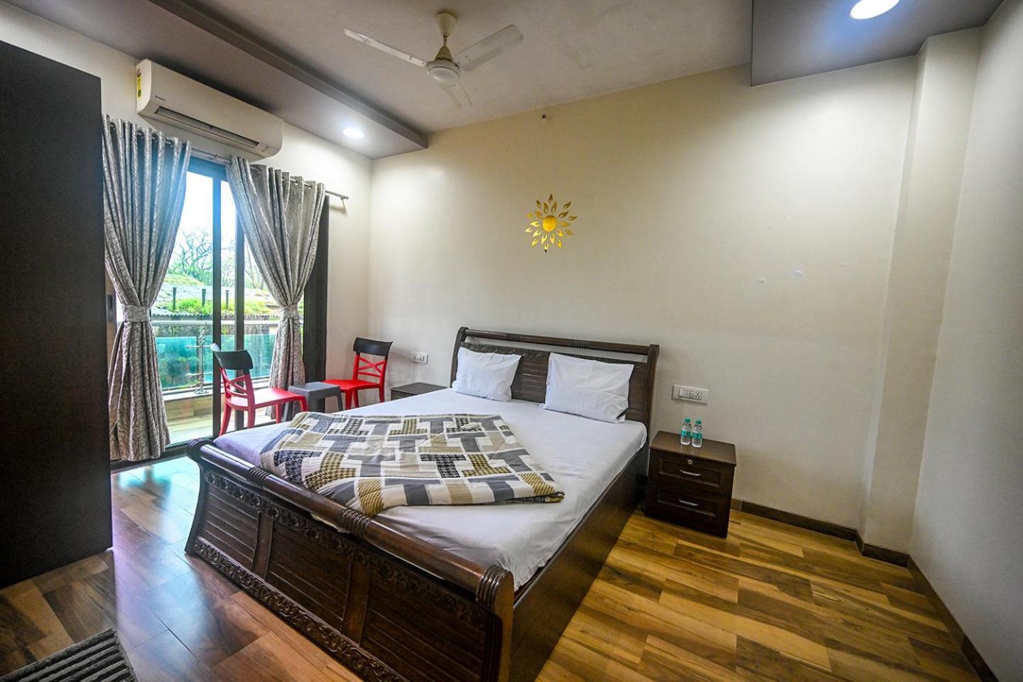Malama Stay Ruturang Villa 4Bhk, Lonavala Ngoại thất bức ảnh